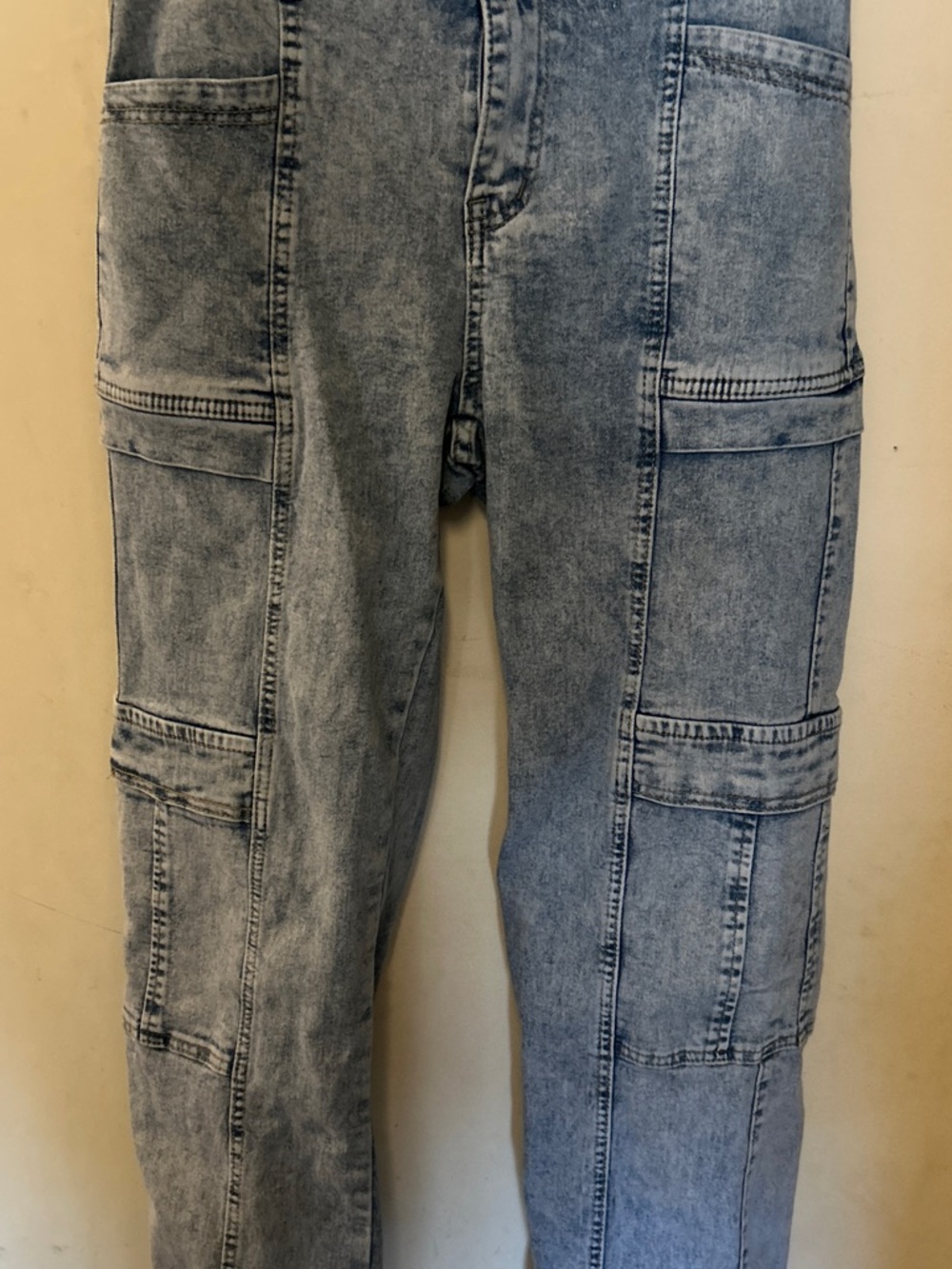 Woman’s Washed Light Blue Cargo Jeans - Casual Utility Pants